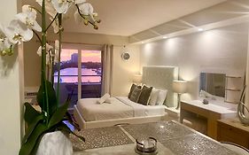 Modern Waterfront Apartment With Miami Skyline View, Free Parking 5 Mins Drive To Miami Beach