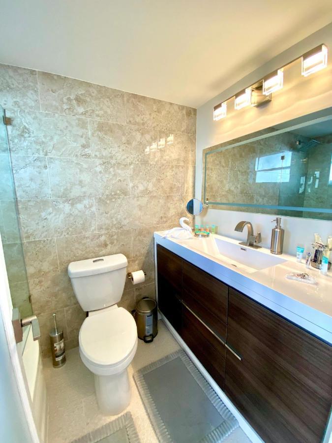 Modern Waterfront Apartment With Miami Skyline View, Free Parking 5 Mins Drive To Miami Beach Exterior foto